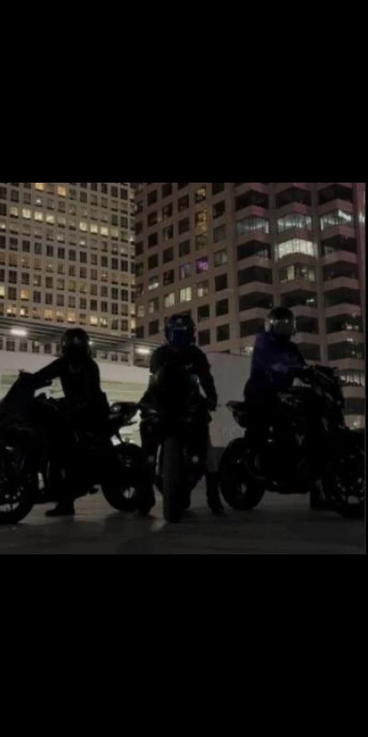 Motorcyclists thumbnail