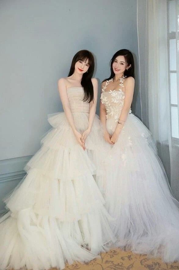 Your two wife's  thumbnail