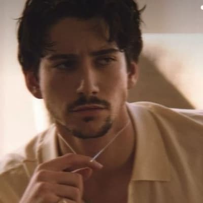 Milo Manheim thumbnail