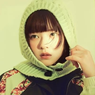Jeongyeon GL/WLW thumbnail