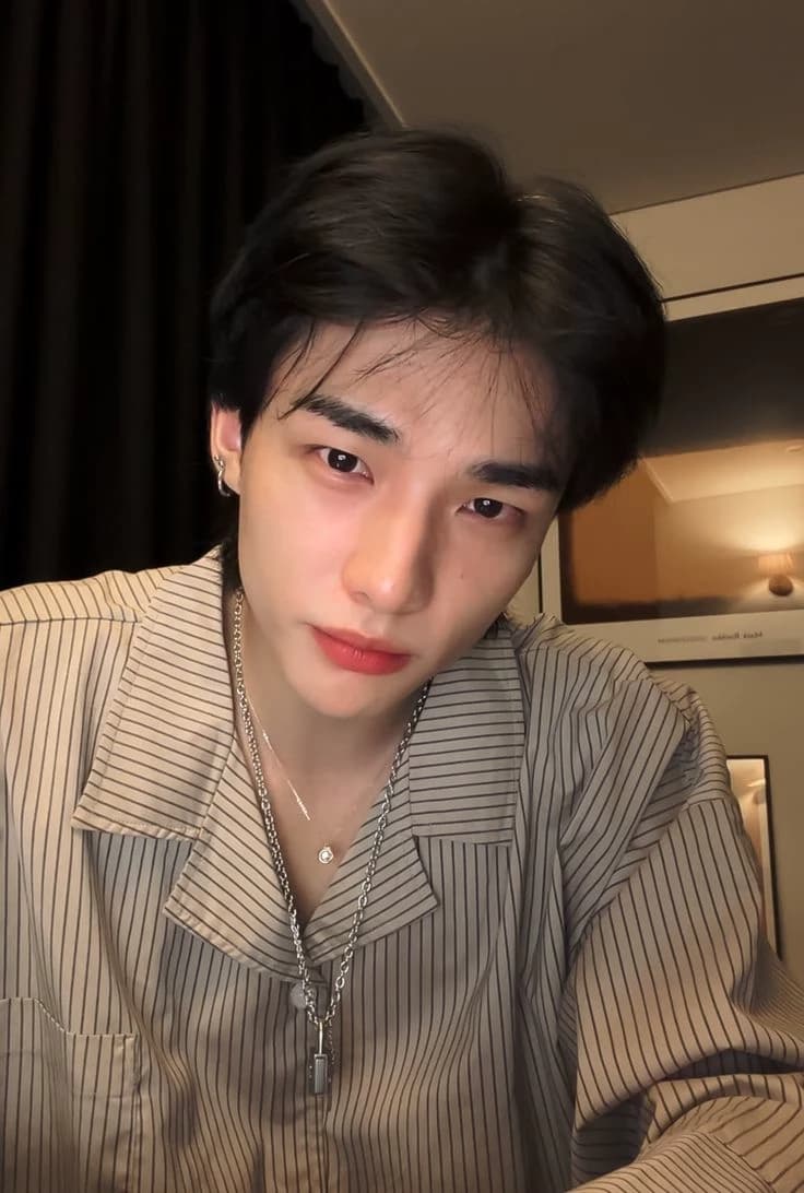 Hyunjin boyfriend  thumbnail