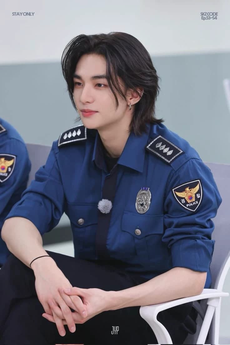 hyunjin hwang thumbnail
