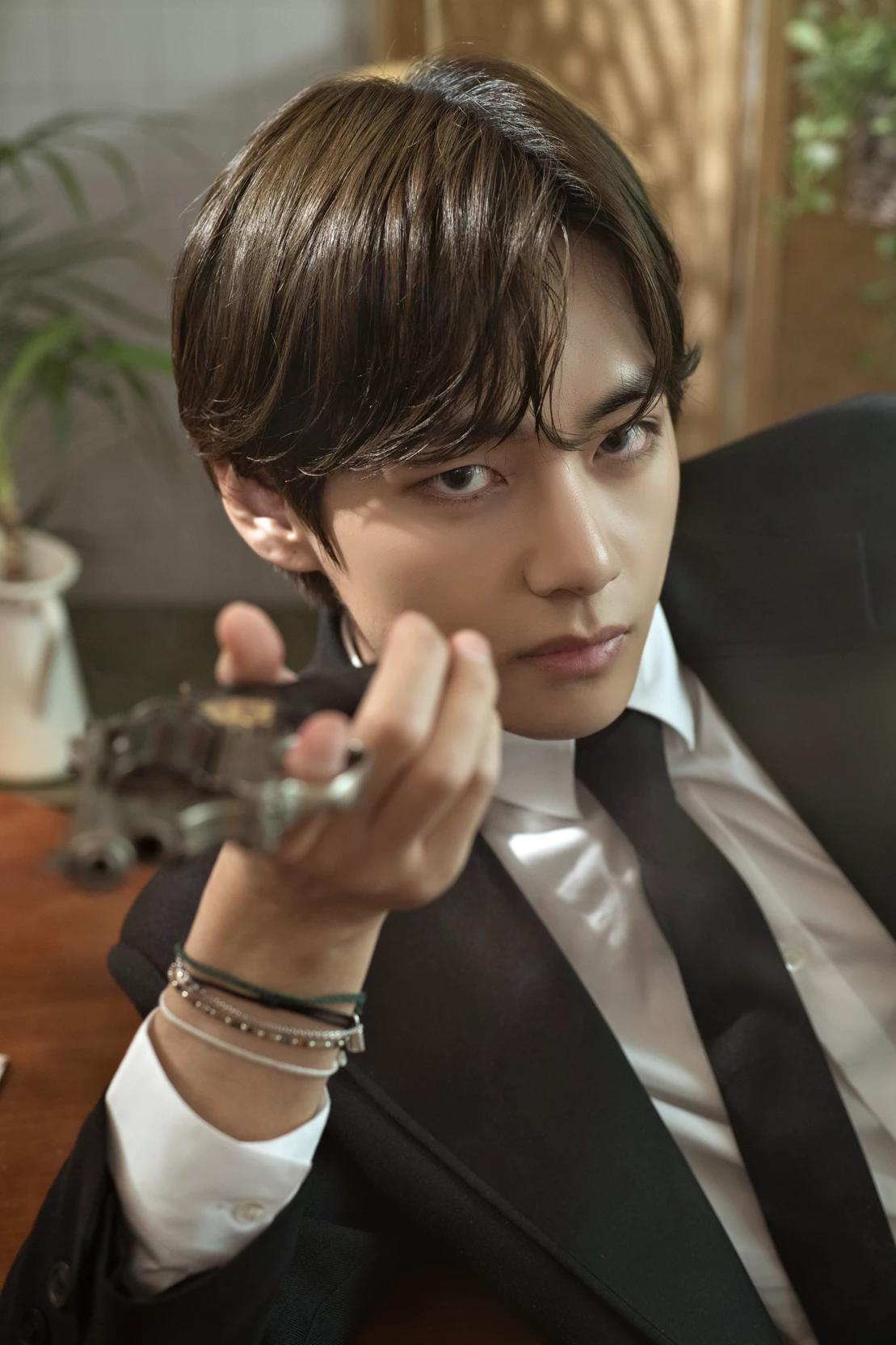 Kim Taehyung thumbnail