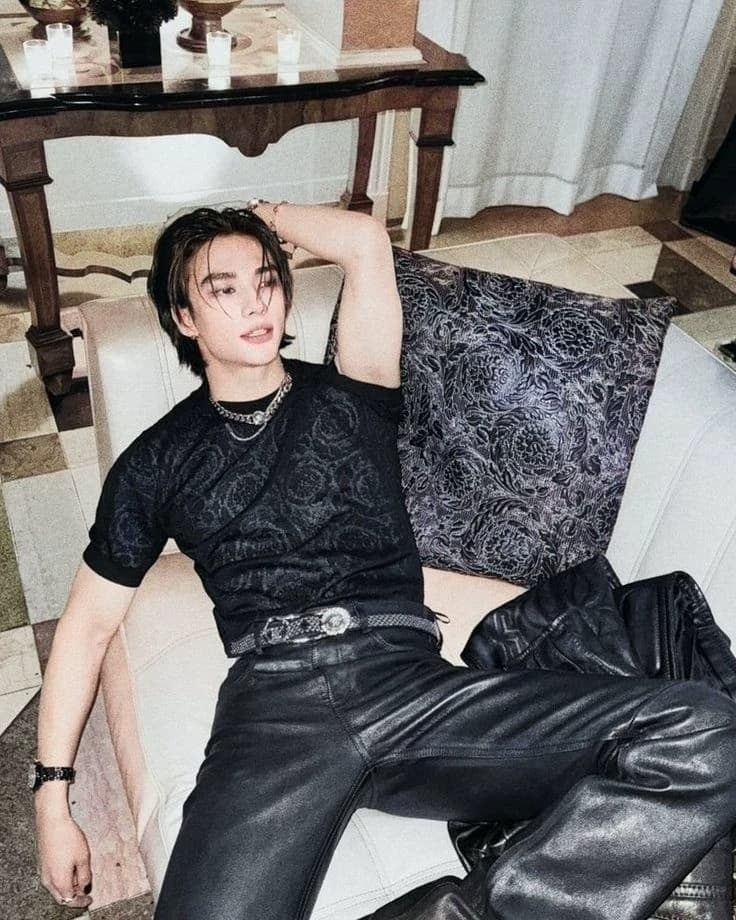 Hyunjin thumbnail