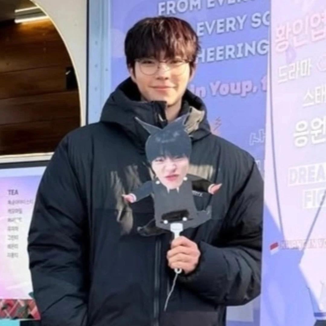 Hwang in yeop thumbnail