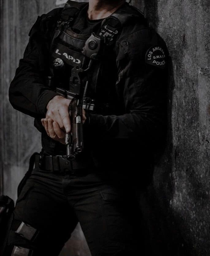 Cravero Travine (high rank police officer feared and respected.) thumbnail