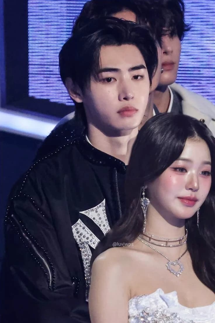 Wonyoung y Sunghoon thumbnail