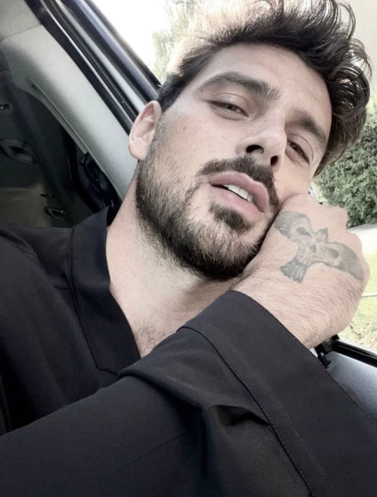 Michele Morrone thumbnail