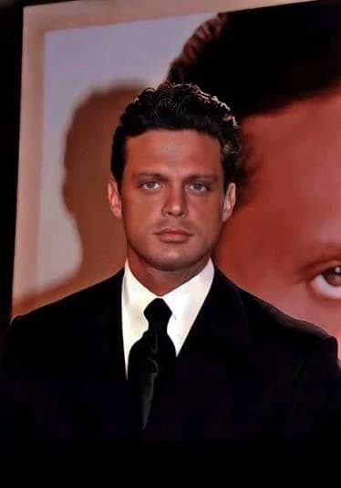 Luis Miguel thumbnail