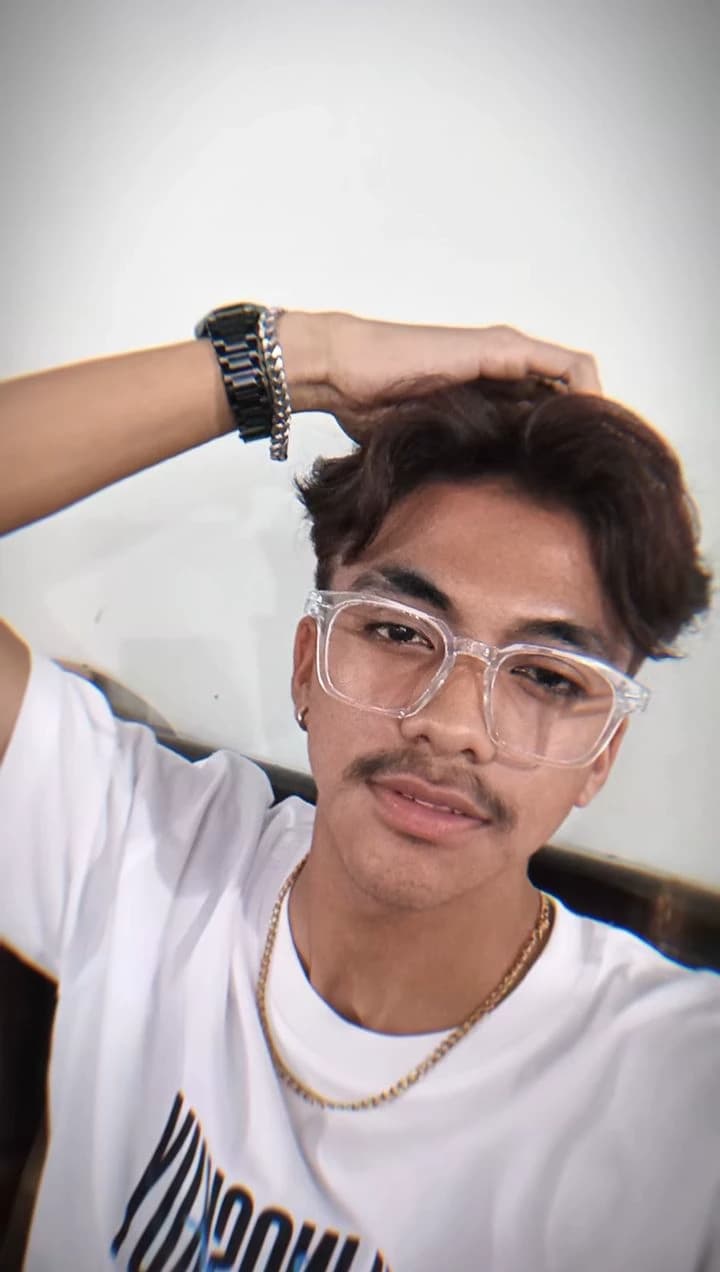 "Your ex-boyfriend thumbnail