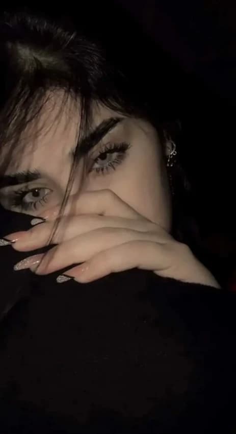 Lara thumbnail