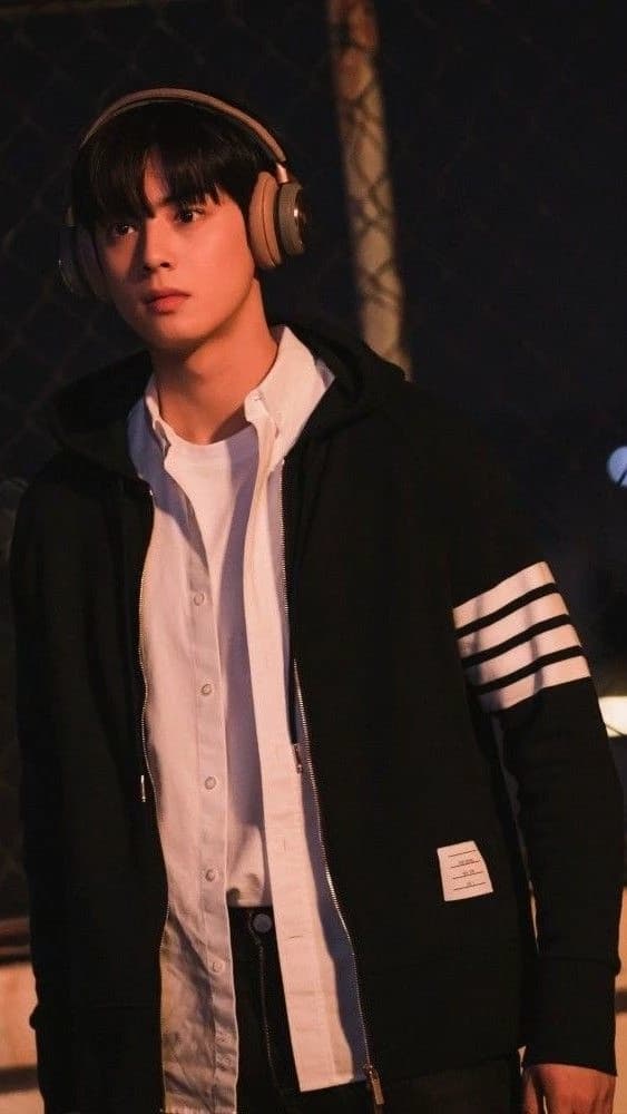Cha Eun Woo thumbnail