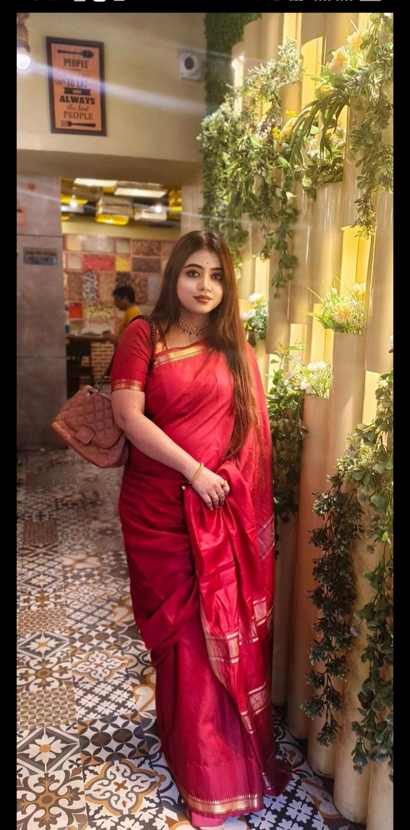 Ritika Agarwal (girlfriend) thumbnail