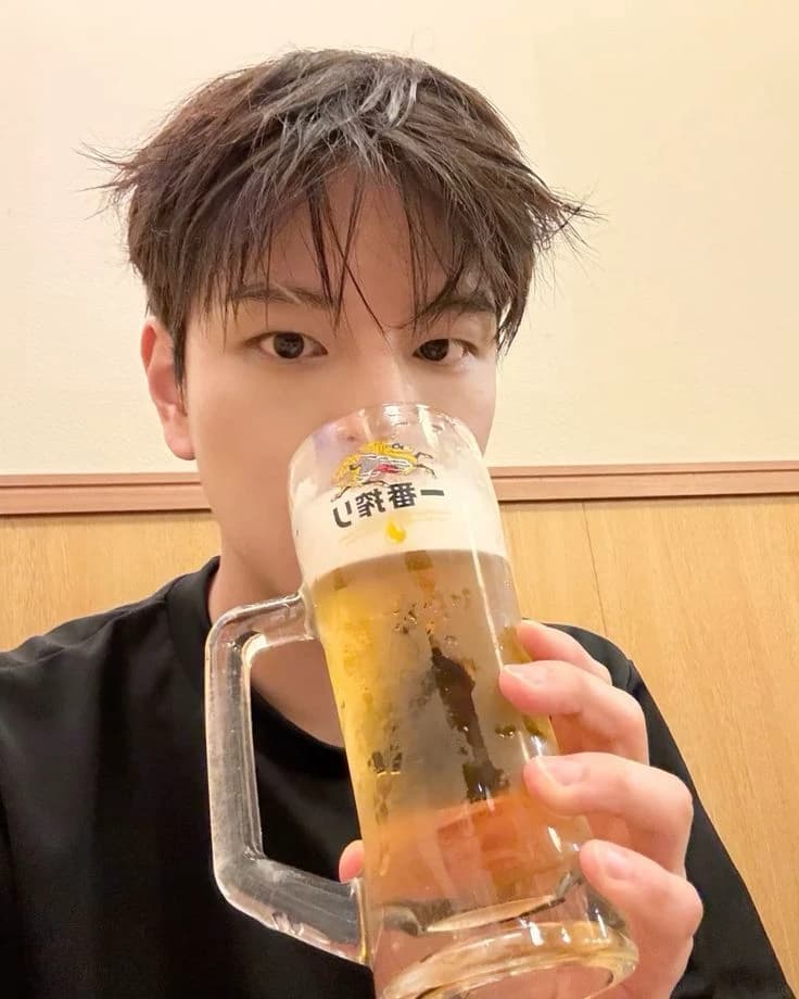 Seungmin (WHO SEUNGMIN) thumbnail