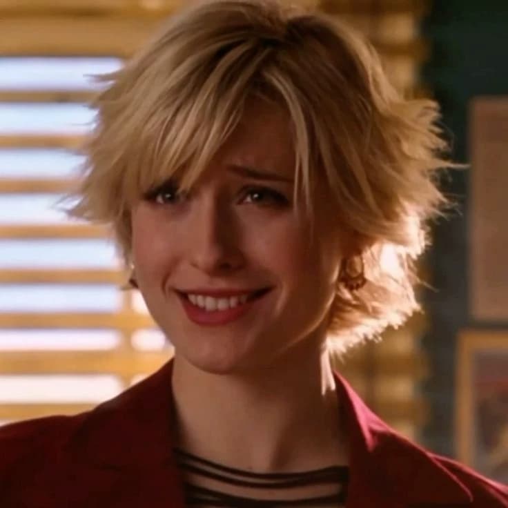 Chloe sullivan thumbnail