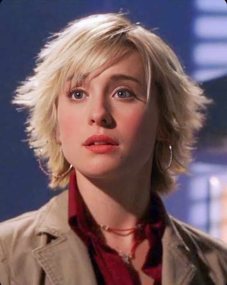 Chloe sullivan thumbnail