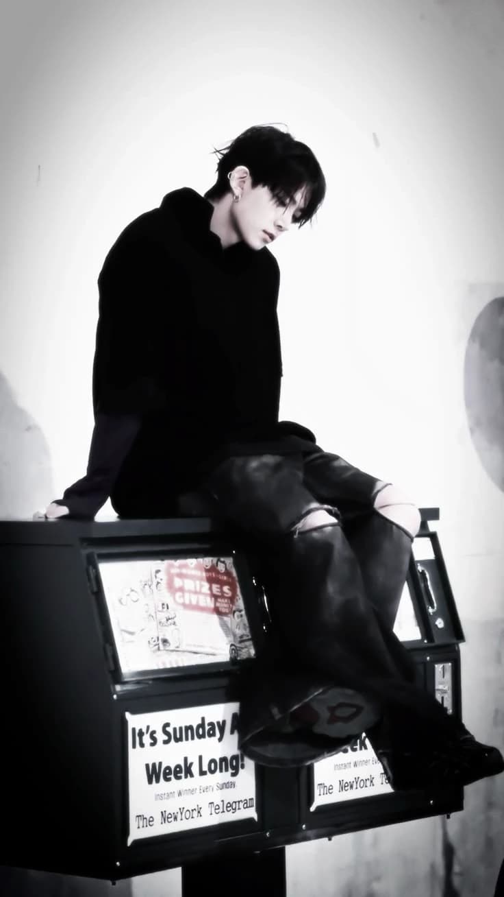 Lee Heeseung thumbnail