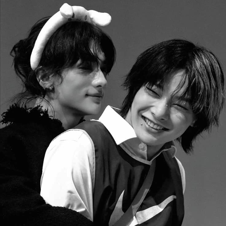 Jeongin (Hyunin) thumbnail