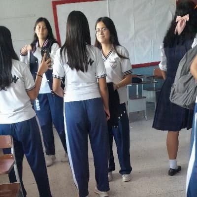 Camila Santos thumbnail