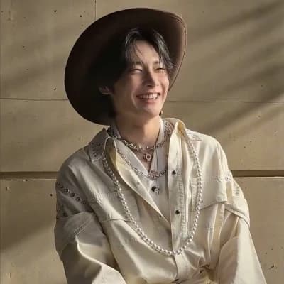 Jeongin thumbnail