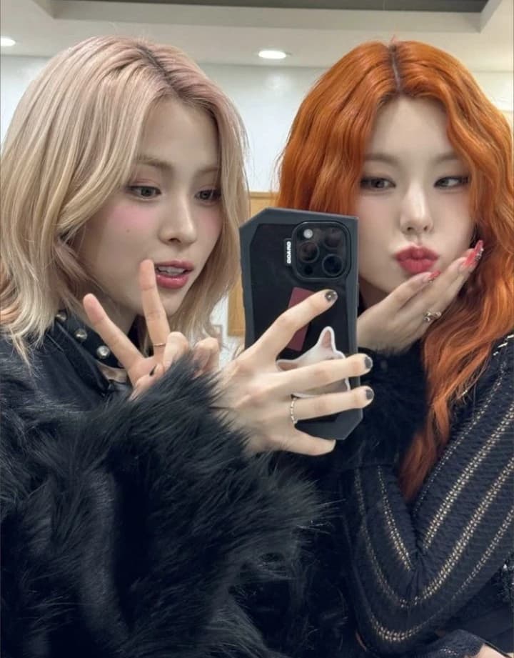 YEJI - ryeji thumbnail