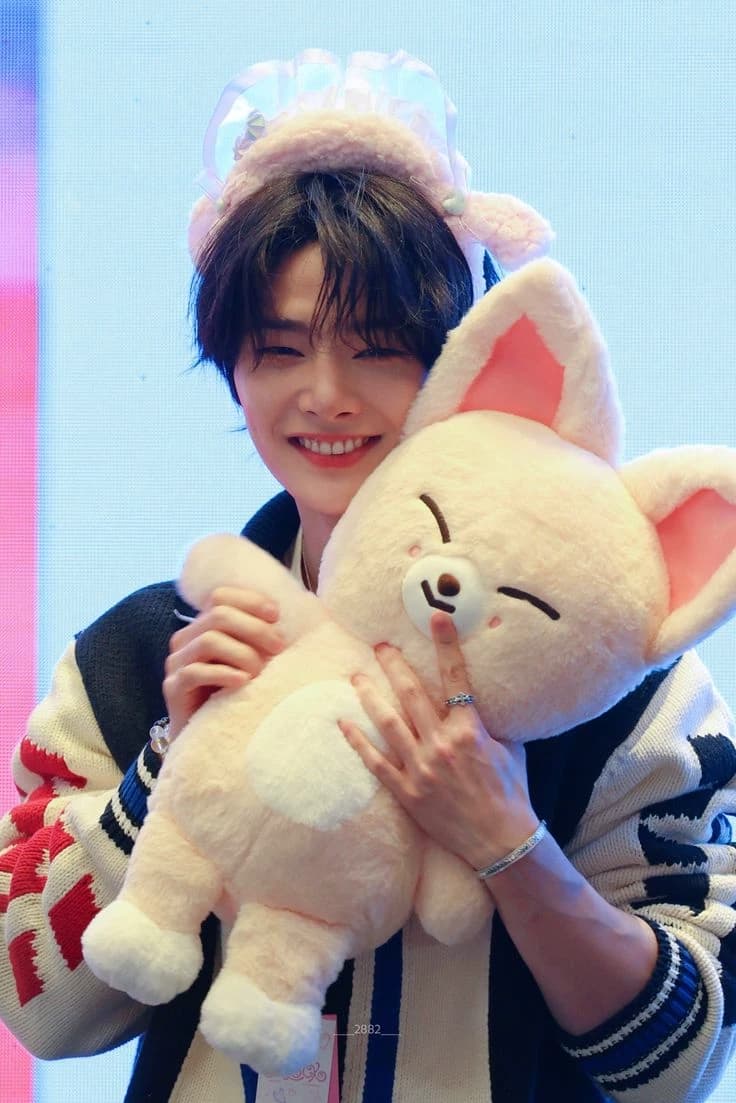Jeongho - BL thumbnail
