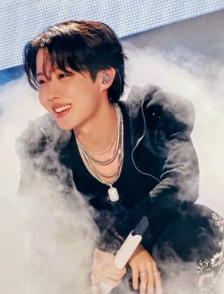 Idol J-hope thumbnail