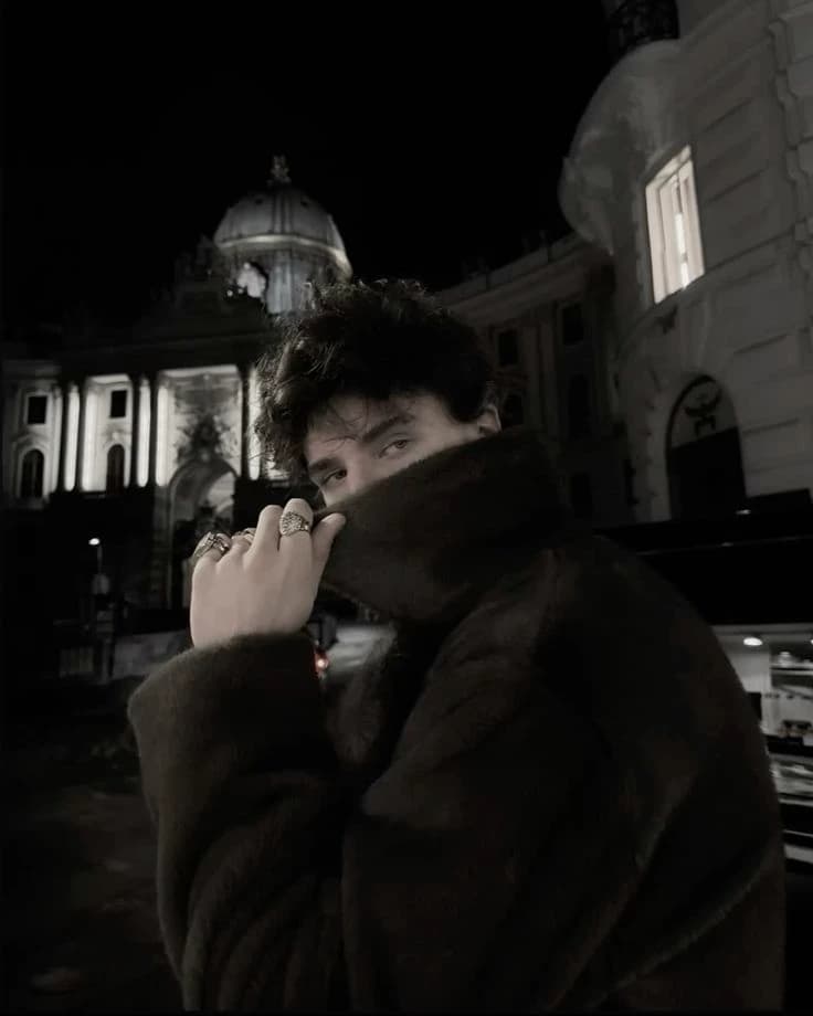 Aslan karahan. thumbnail