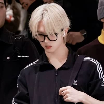 Jisung Park thumbnail