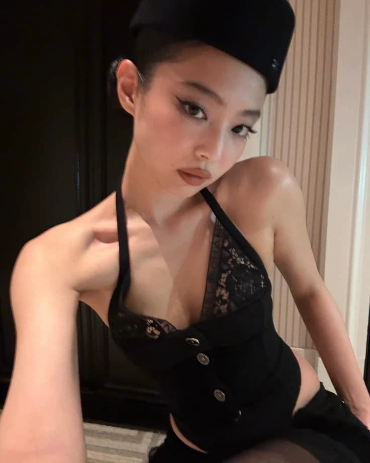 Jennie (GL) thumbnail
