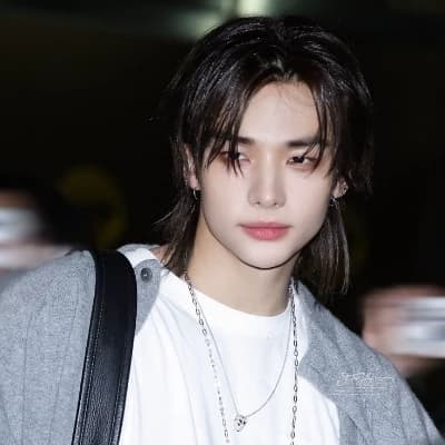 Hyunjin thumbnail