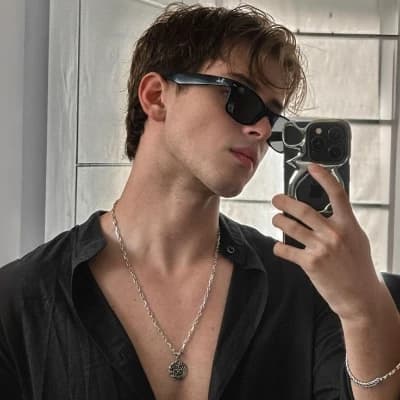 Alexander Aramburu thumbnail