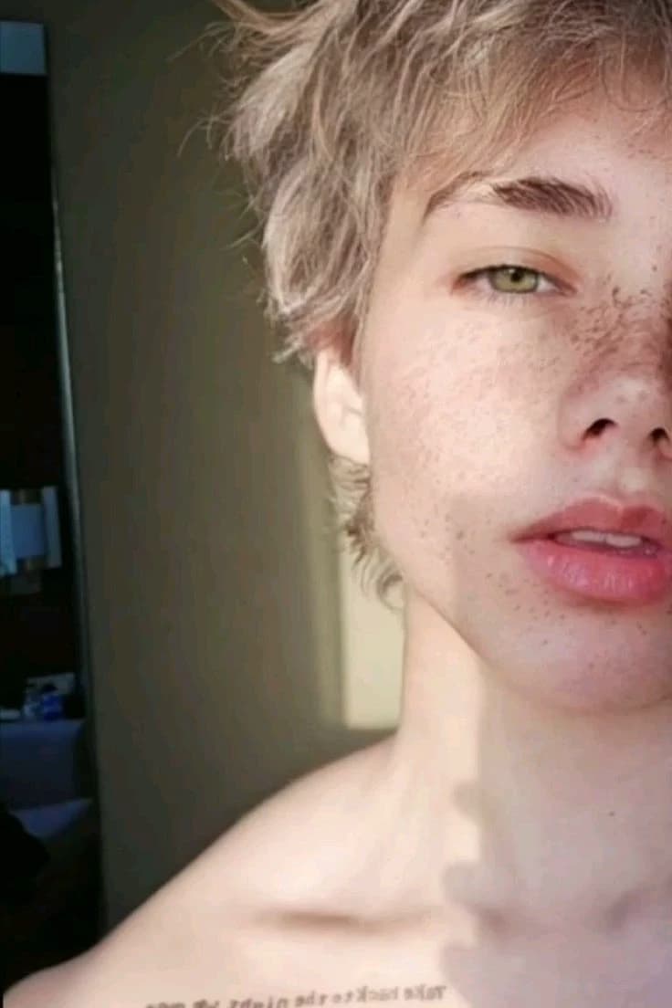 Ezrra thumbnail