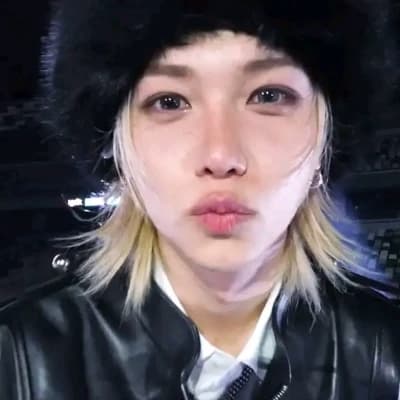 Felix (Lee Yongbok) thumbnail