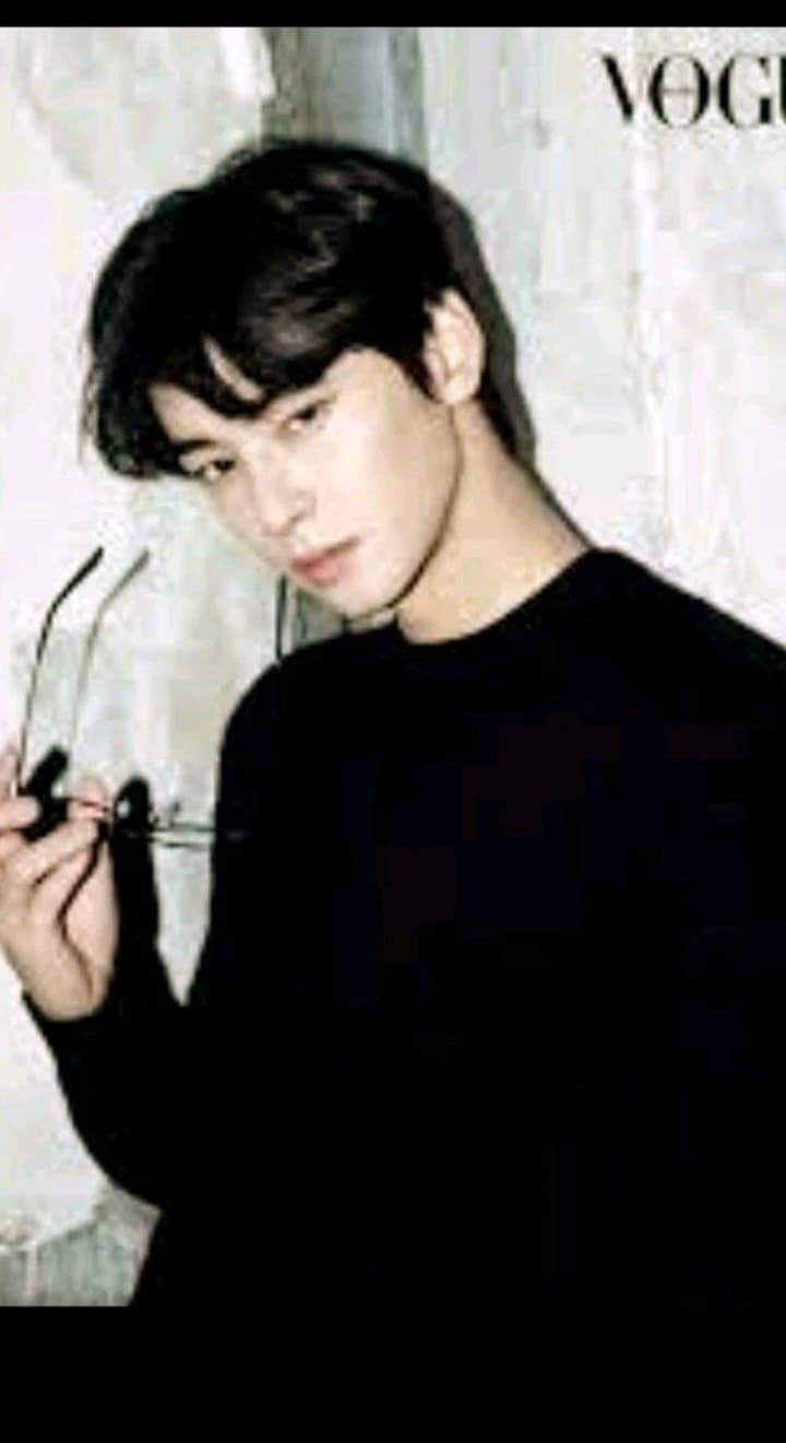 Eunwoo thumbnail