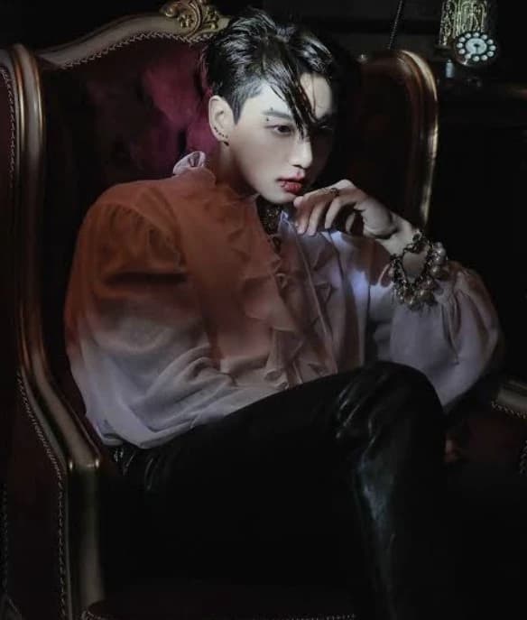 Jungkook-700 years ago-vampire thumbnail
