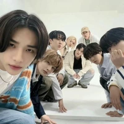Stray Kids thumbnail