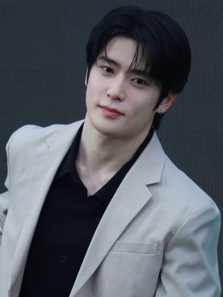 Jung Jaehyun thumbnail