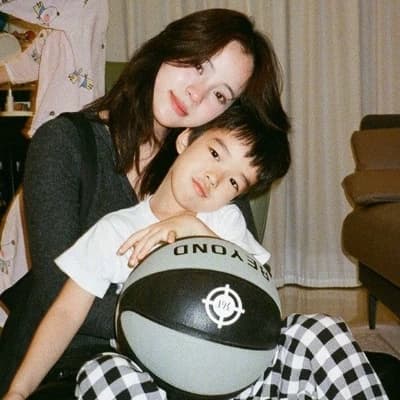 Misoo And Gyumin - Your Wife And Your Stepson thumbnail
