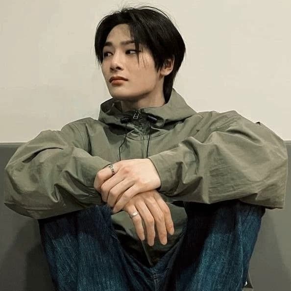 Yang Jeongin thumbnail