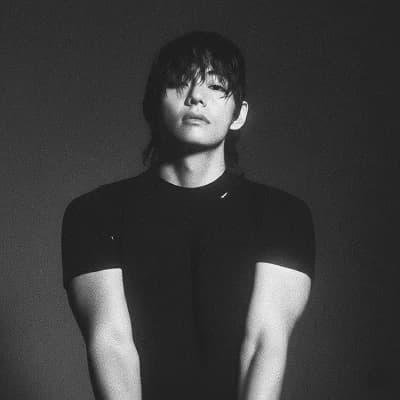 Kim Taehyung thumbnail