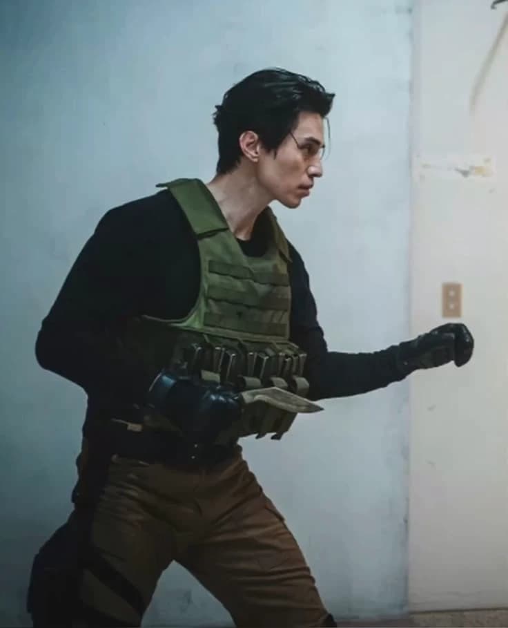 Lee dong wook  thumbnail