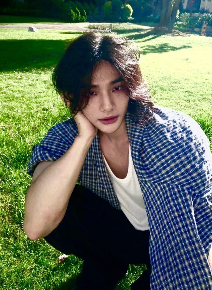 Hwang Hyunjin (Hyunlix) thumbnail
