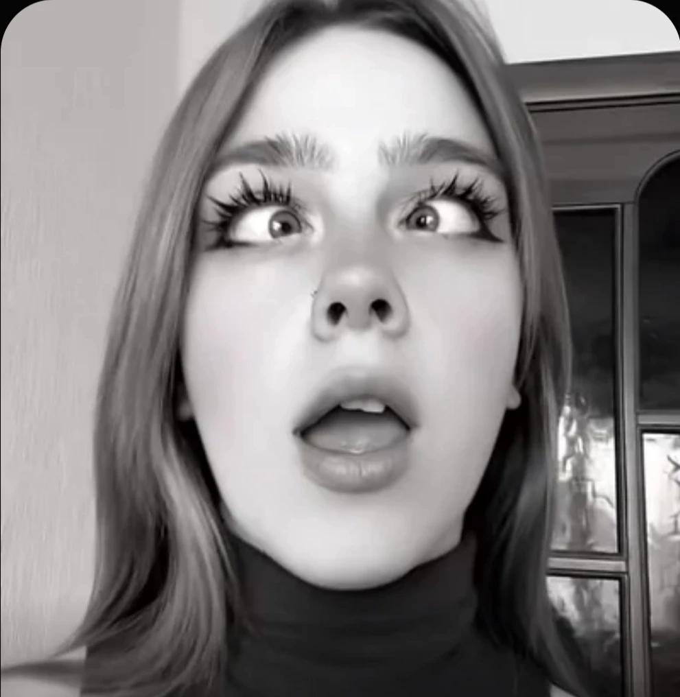 Karina thumbnail