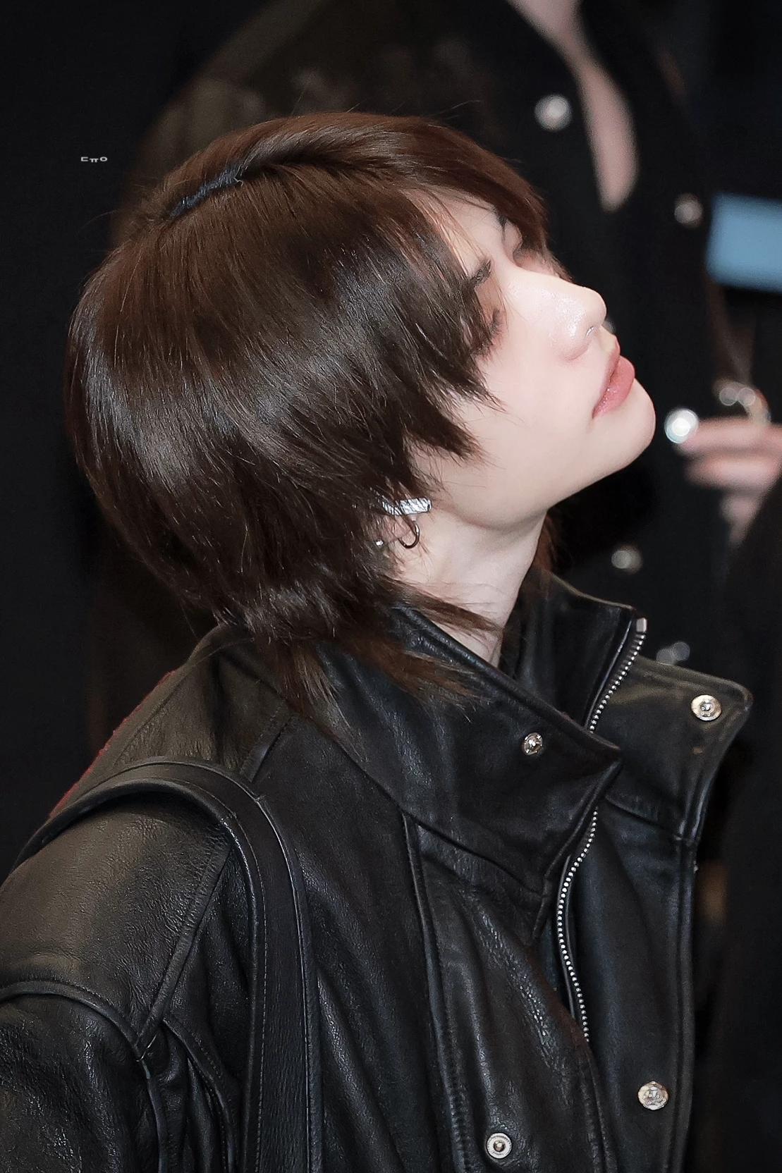 Hwang Hyunjin thumbnail