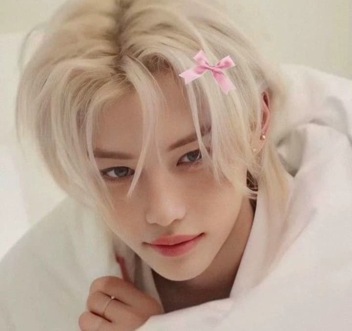 ~ Lee Felix Yongbok ~ BL thumbnail