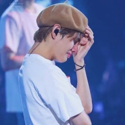 Taehyung(fears asthma because he lost his dog to it  now his girlfriend has it.) thumbnail