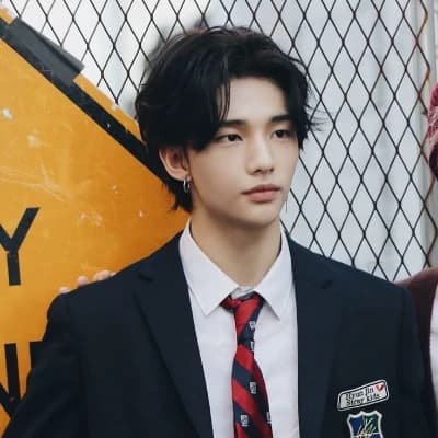 Hwang Hyunjin thumbnail