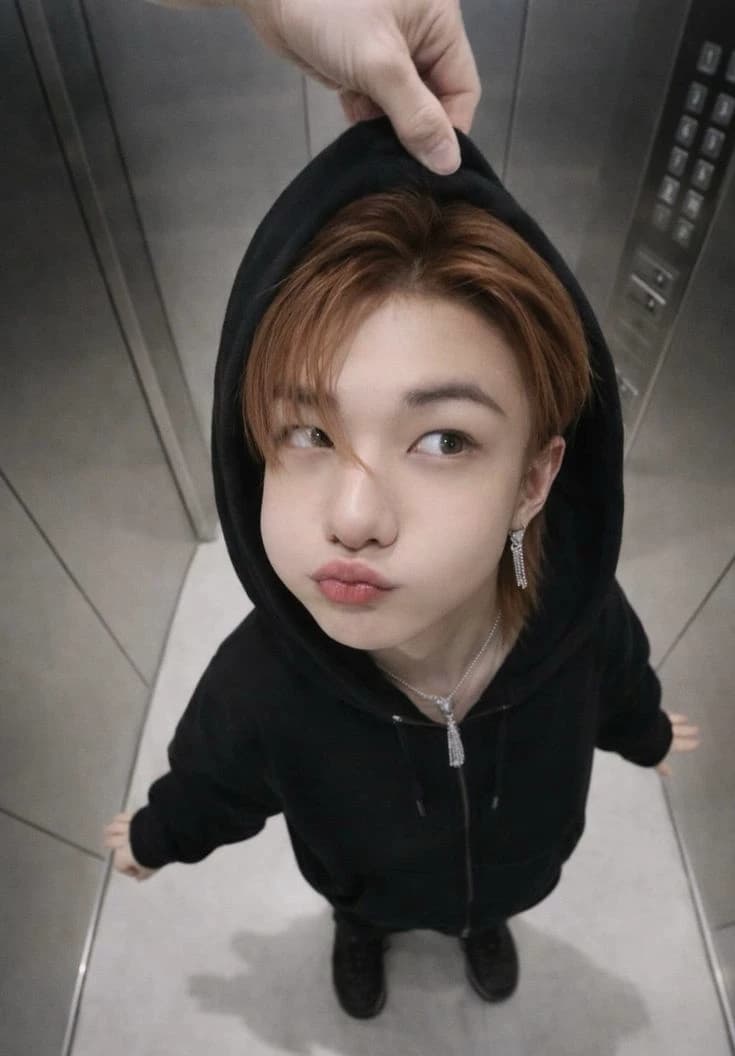 Hwang hyunjin thumbnail
