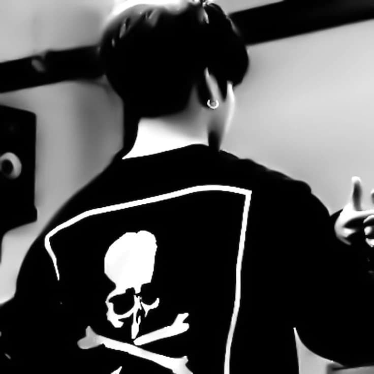 Jeon Jungkook thumbnail